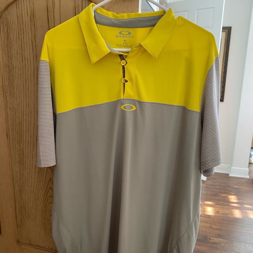 Oakley golf shirt